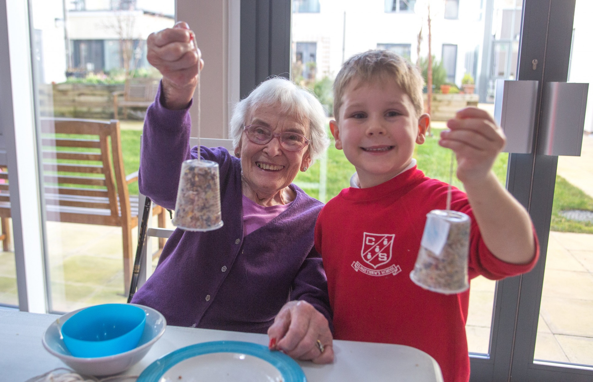 Scarlet House residents flock together for birdwatch